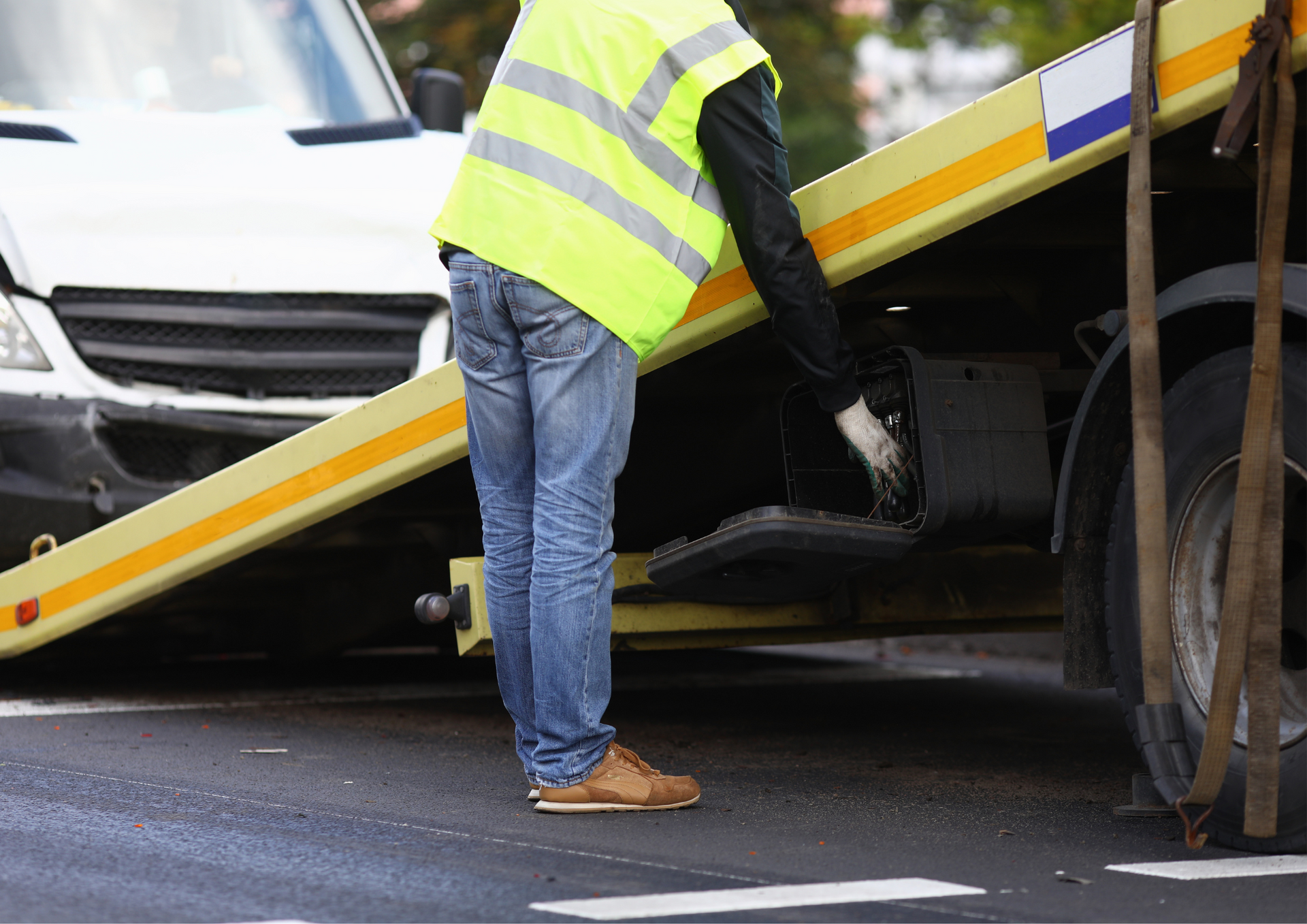How to Handle a Vehicle Breakdown on Enfield's Busy Roads